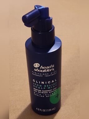 NEW! Head & Shoulders Clinical Itch Relief Scalp Mist - 4.2oz